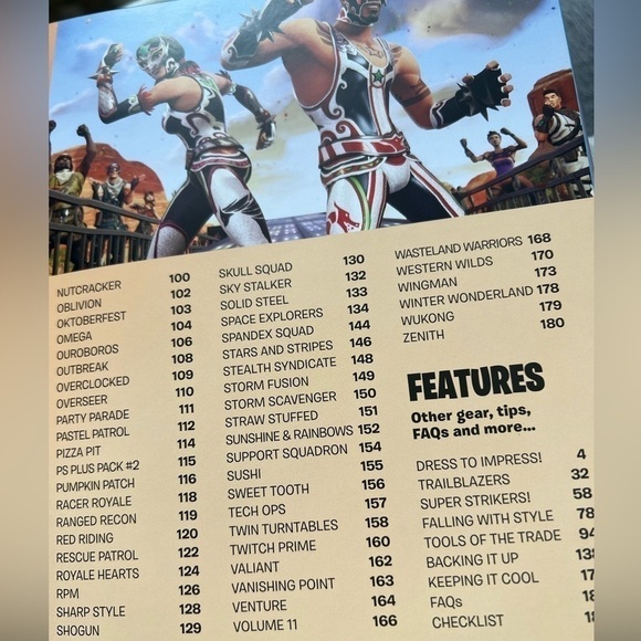 Official Fornite Outfit Hardcover Book, Collectors Edition, Battle Royale - Picture 7 of 10